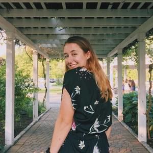 Meet your Posher, Hannah